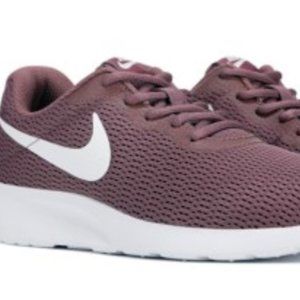 WOMEN'S TANJUN SNEAKER